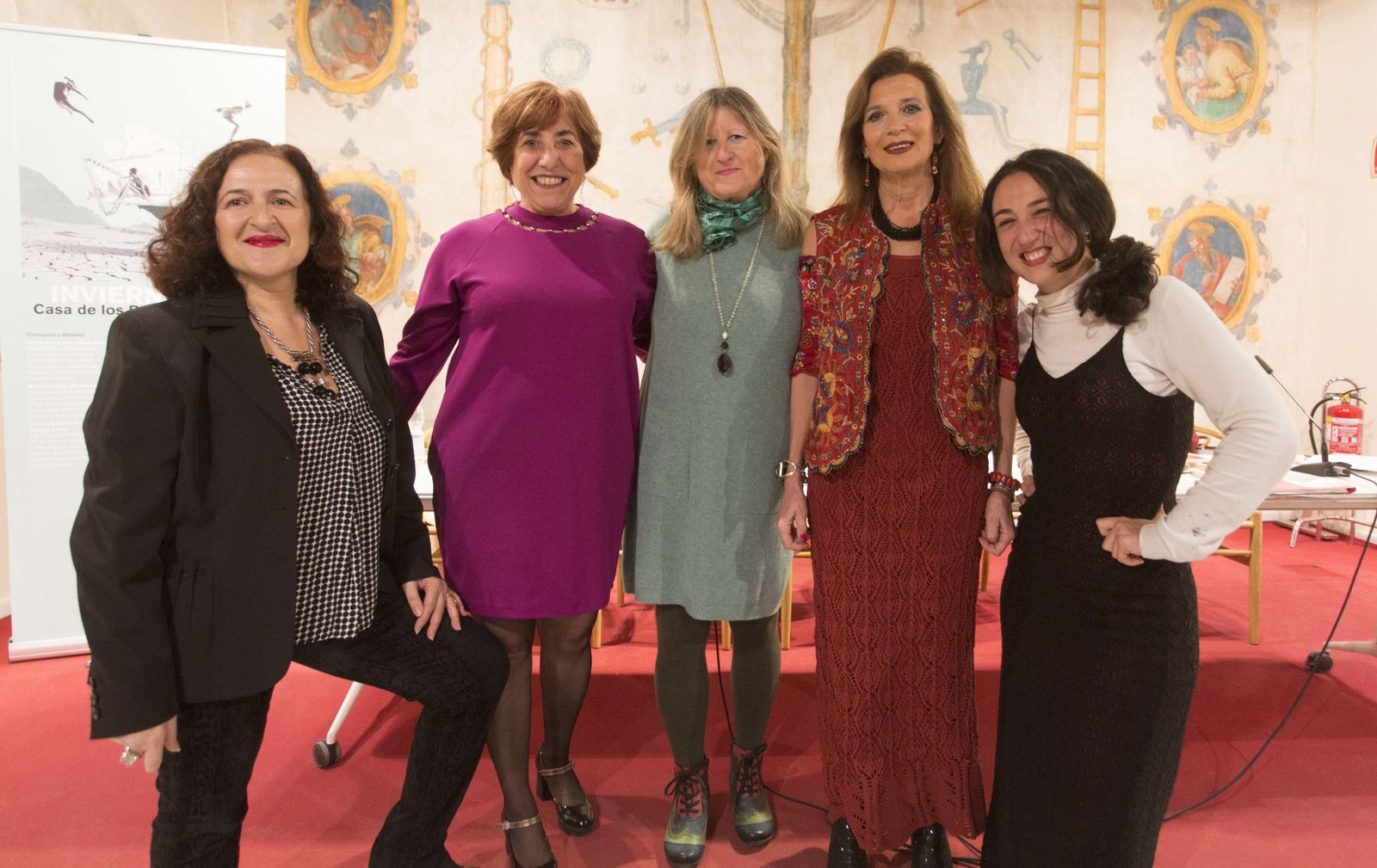 De izquierda a derecha, Margot Molina, Carmen Herrera, Eloísa Galindo, Nani Carvajal e Isabel Martín.