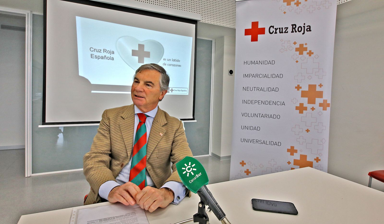 El presidente de Cruz Roja en Jerez, Jesús Rodríguez, durante la presentación de la campaña