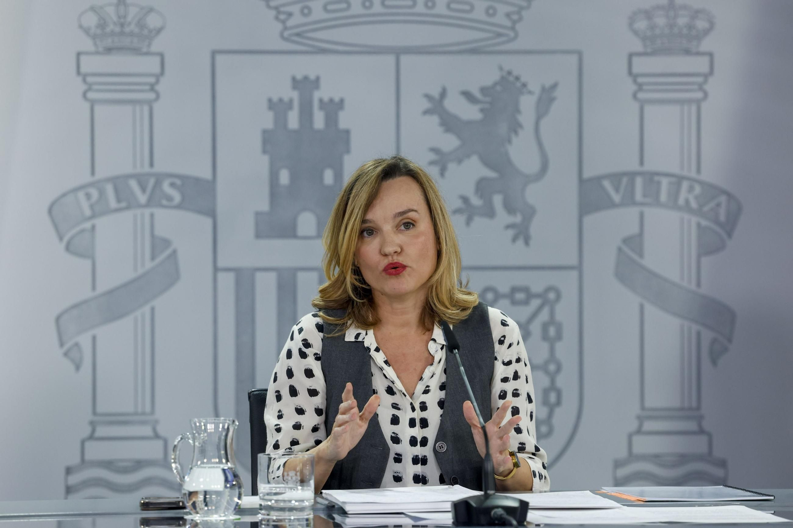 La portavoz del Gobierno, Pilar Alegría, en la rueda de prensa tras el Consejo de Ministros este martes.