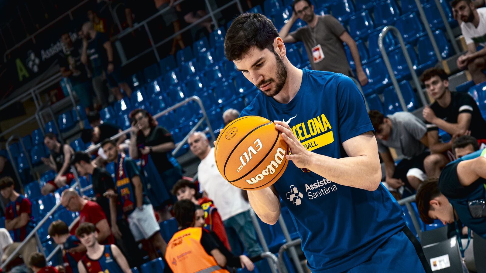 Barça-Unicaja: Calentamiento en el Palau Blaugrana