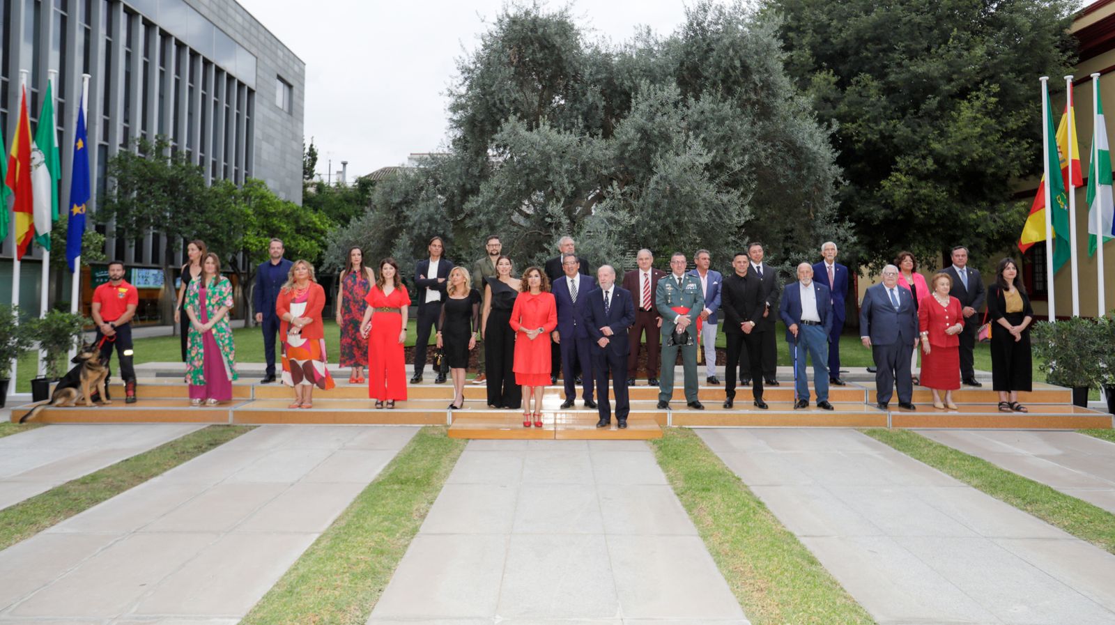 La entrega de las Medallas de la Provincia de Sevilla, en imágenes