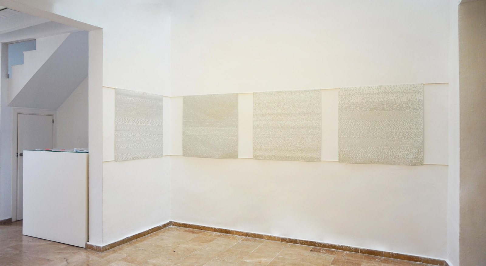 Sobre estas líneas, y abajo, algunas de las obras de Bernardo Ortiz que se muestran en la galería Alarcón Criado.