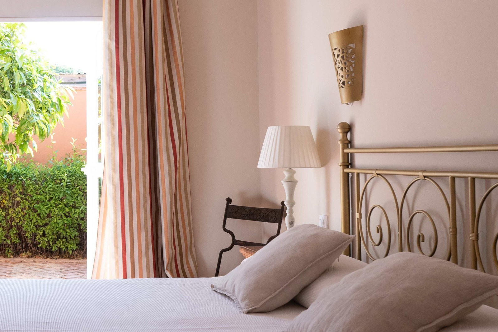 Así es es el hotel Madreselva de Los Caños