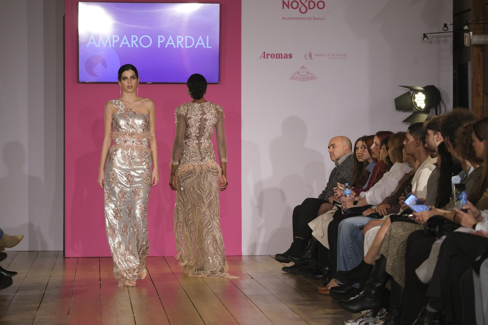 Las novias de fantasía de Amparo Pardal vistas en SIQ, en imágenes