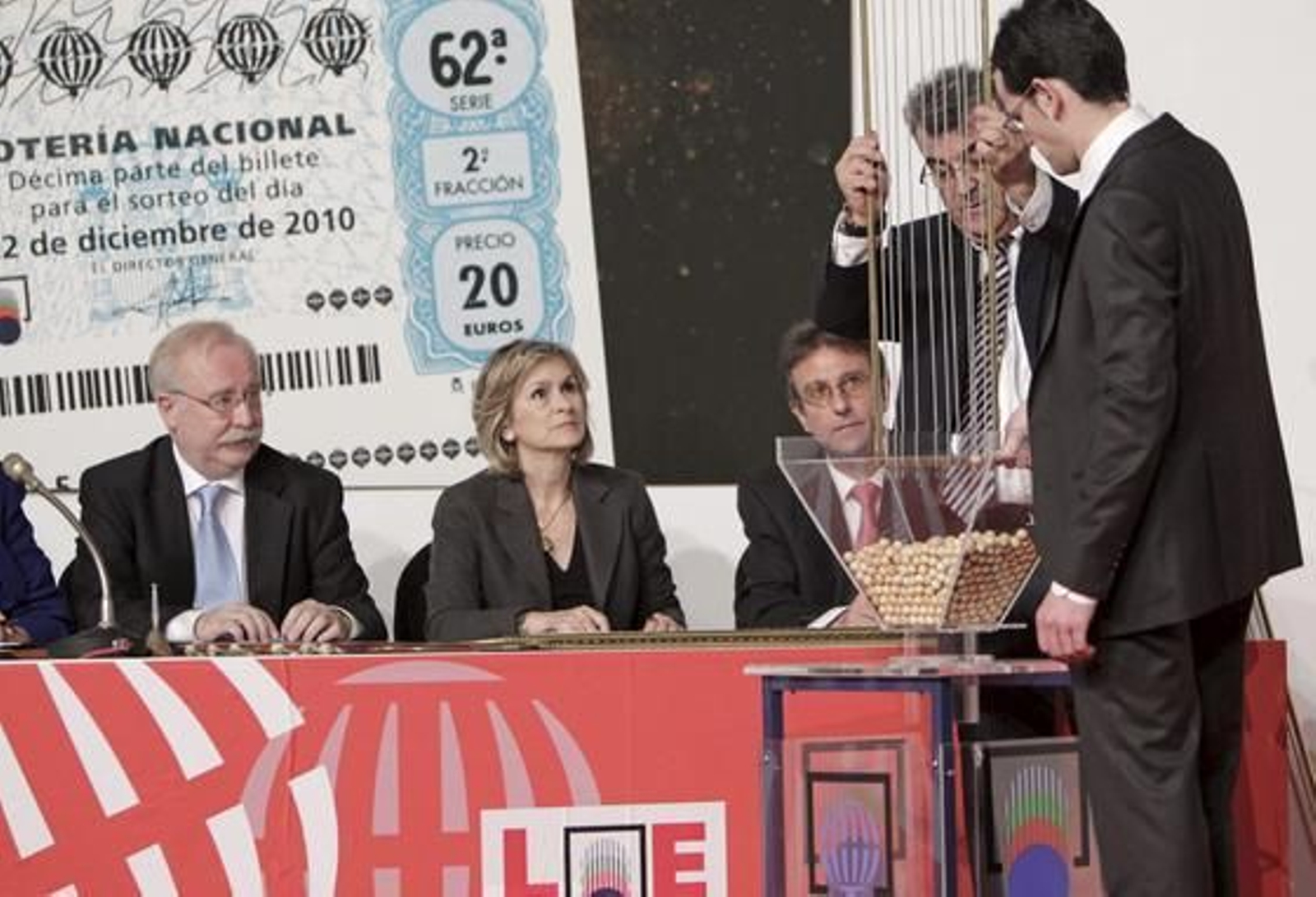 La celebración del sorteo.

Foto: EFE