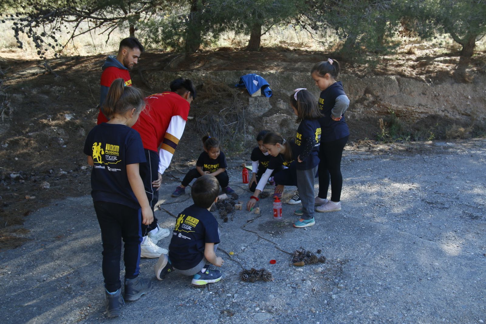 Así ha sido la primera jornada de plogging del año en la Costa de Granada
