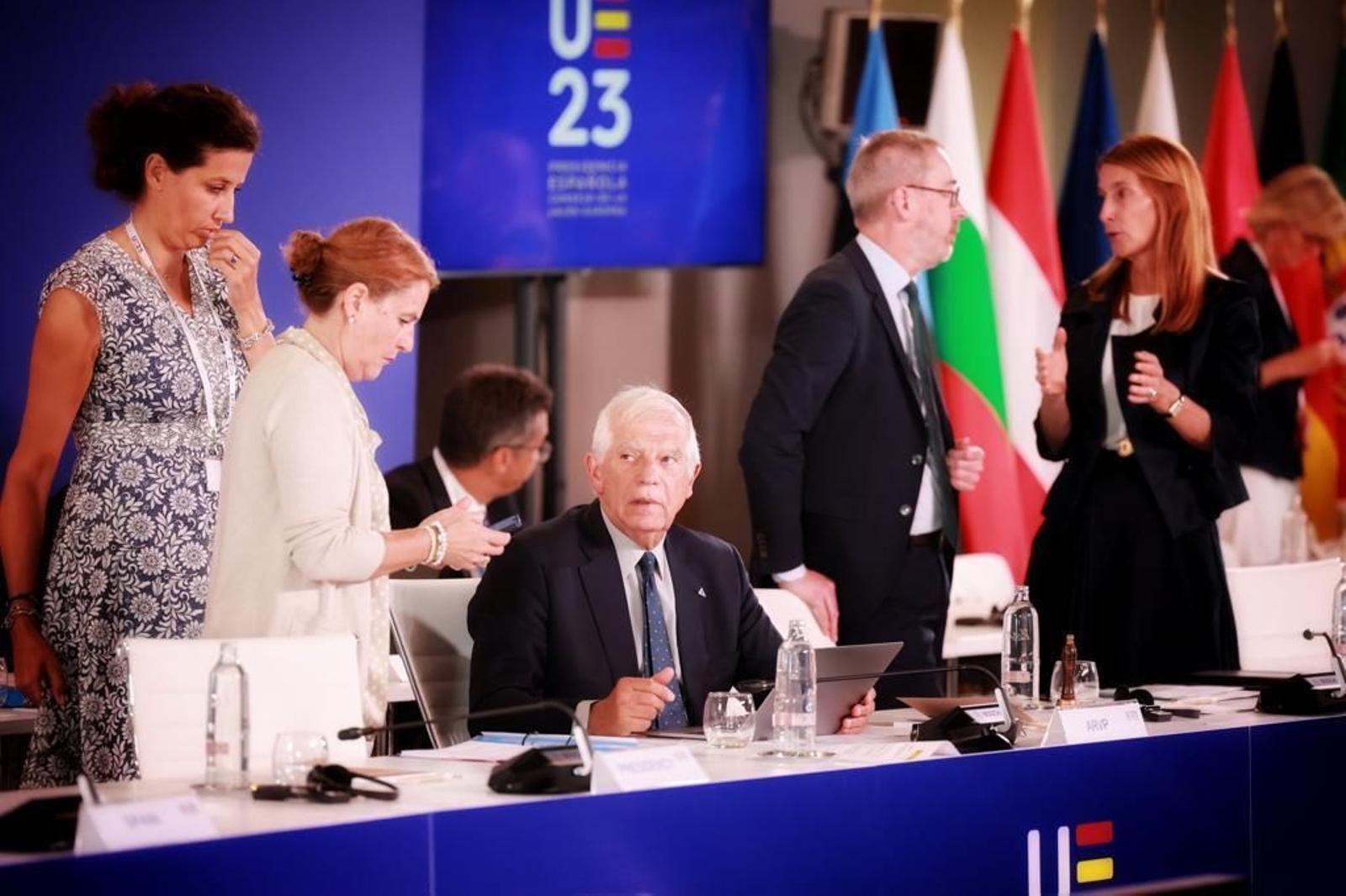 El Alto Representante de la UE, Josep Borrell, en el plenario celebrado en el Palacio de Congresos de Cádiz.