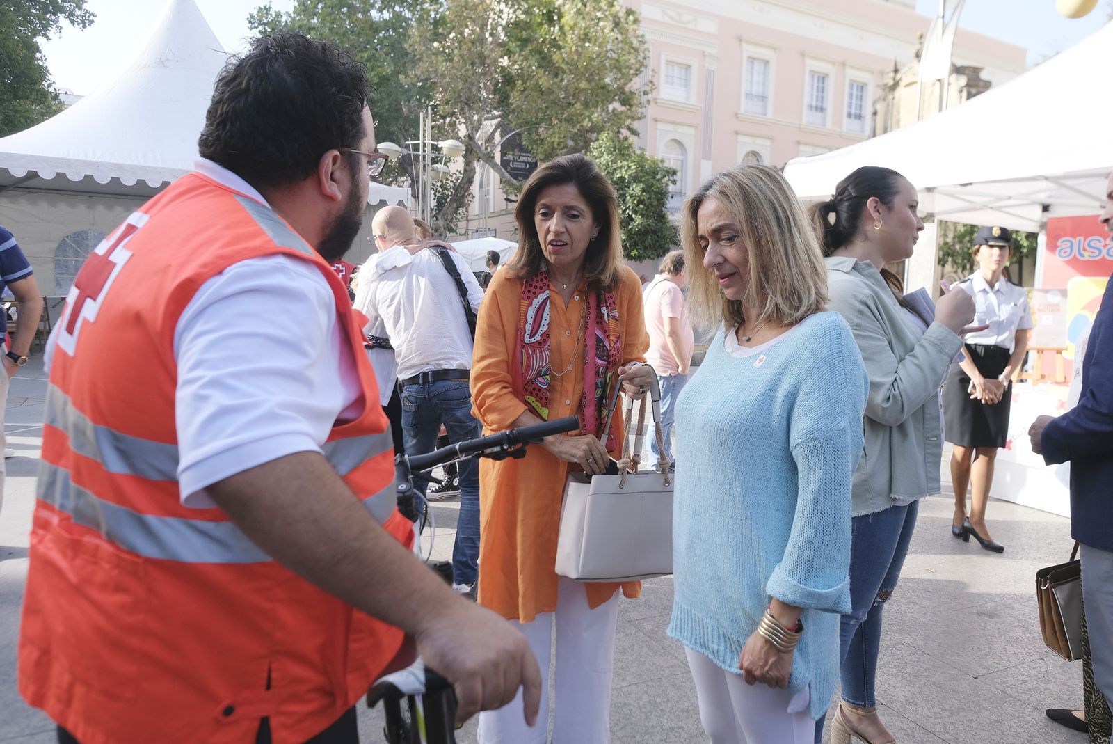 Día de la Banderita de Cruz Roja en Córdoba, en imágenes