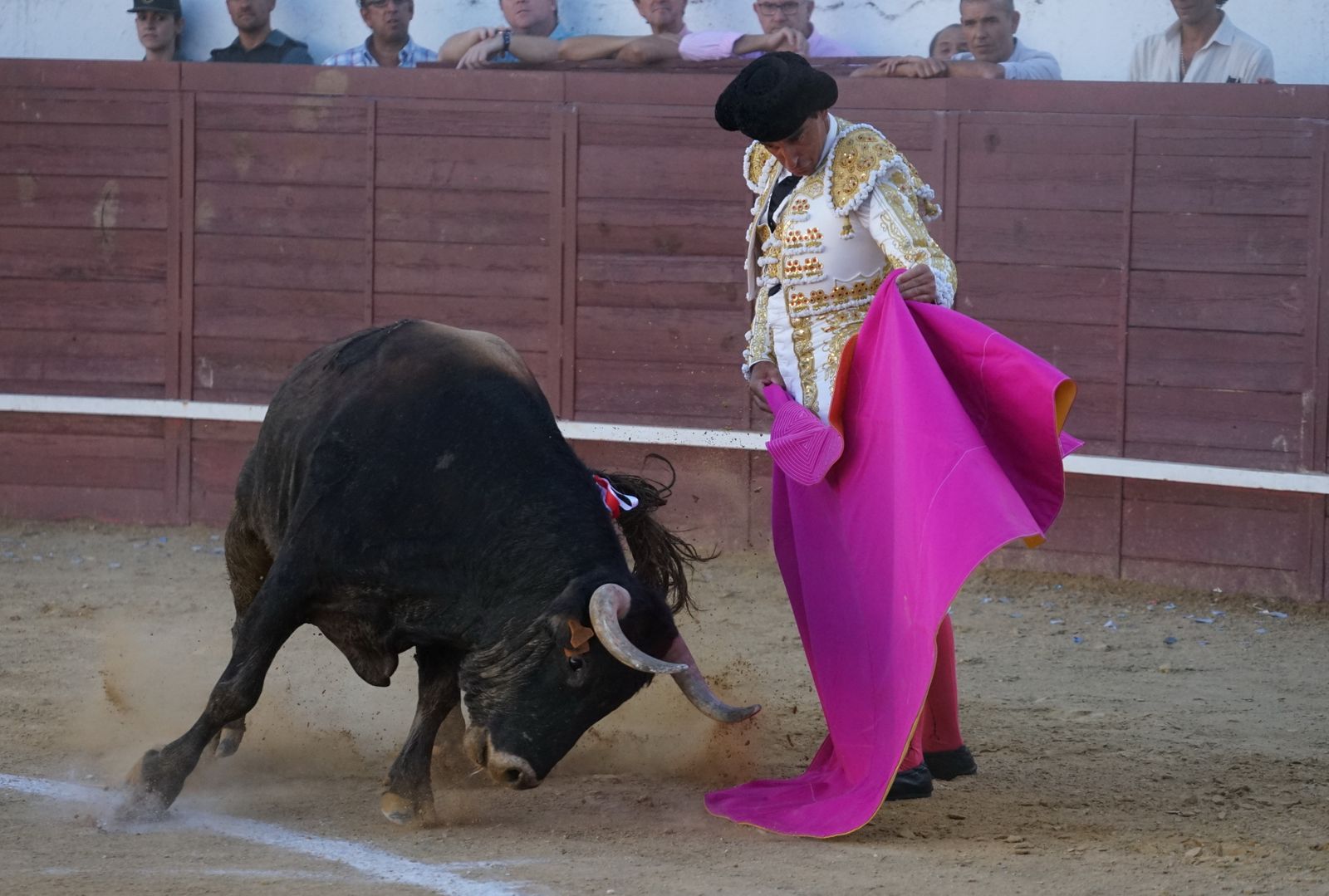 Macandro y la dulce venganza de la banda
