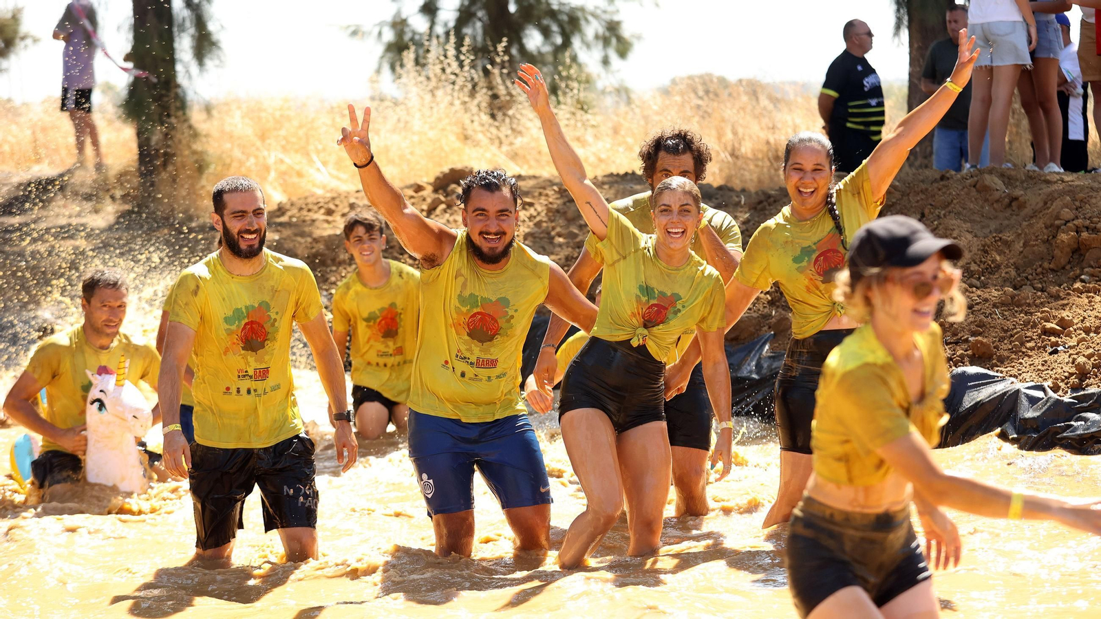 Búscate en la VII Carrera del Barro en La Barca