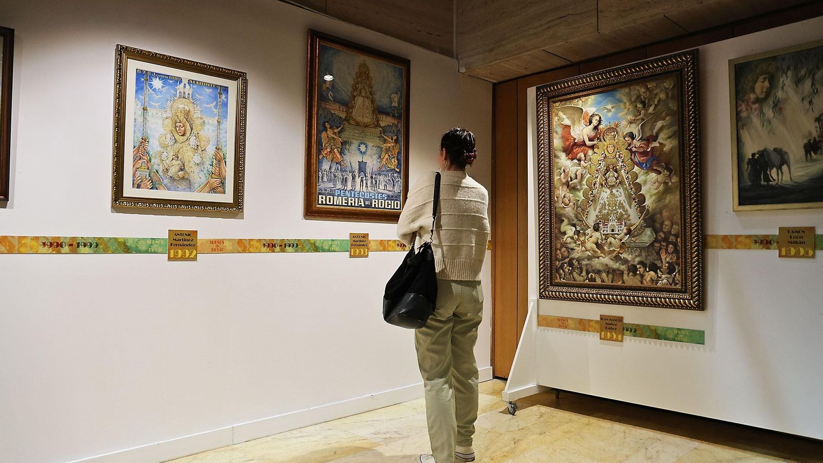 Un detalle de la sala donde se exponen los carteles.