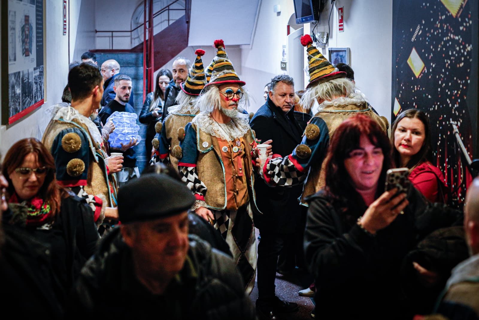 Búscate entre las mejores imágenes de la segunda semifinal del COAC 2026