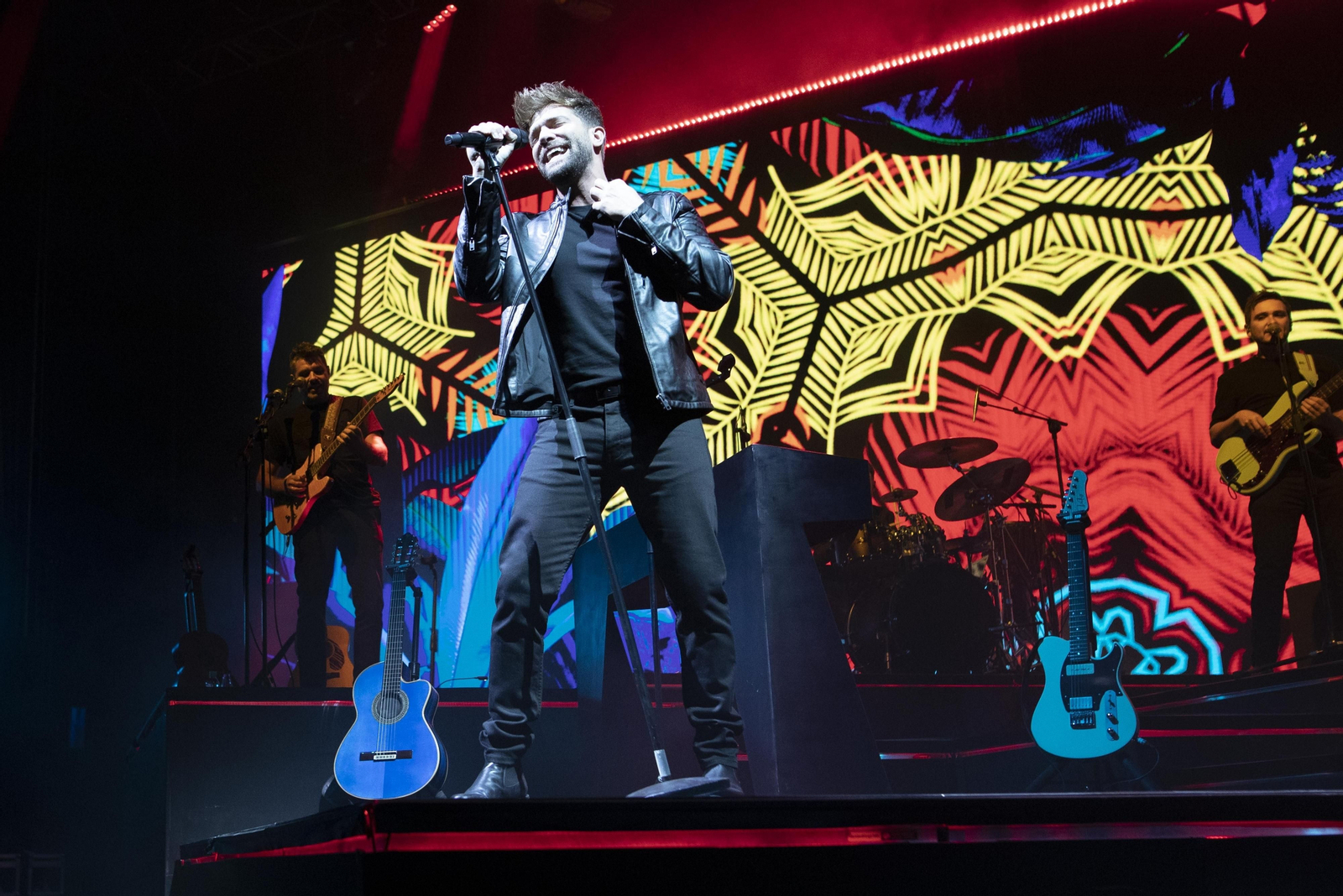 Pablo Alborán durante su último concierto en Granada.