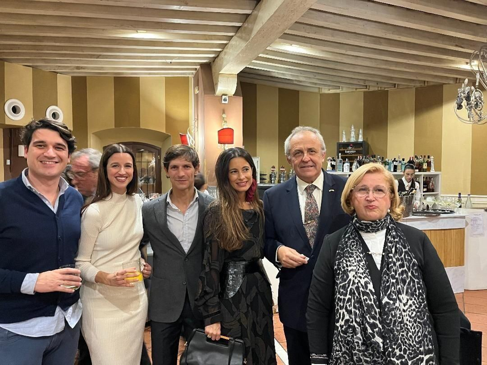 Jaime Muruve, Pilar Sancho, Pablo Sánchez, María Valdés, Julio Sancho y Pilar Alcina, disfrutaron del festejo.