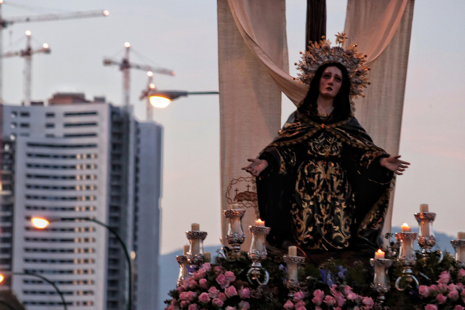 Las fotos de Santo Traslado en el Viernes Santo de Málaga Las fotos de Santo Traslado en el Viernes Santo de Málaga