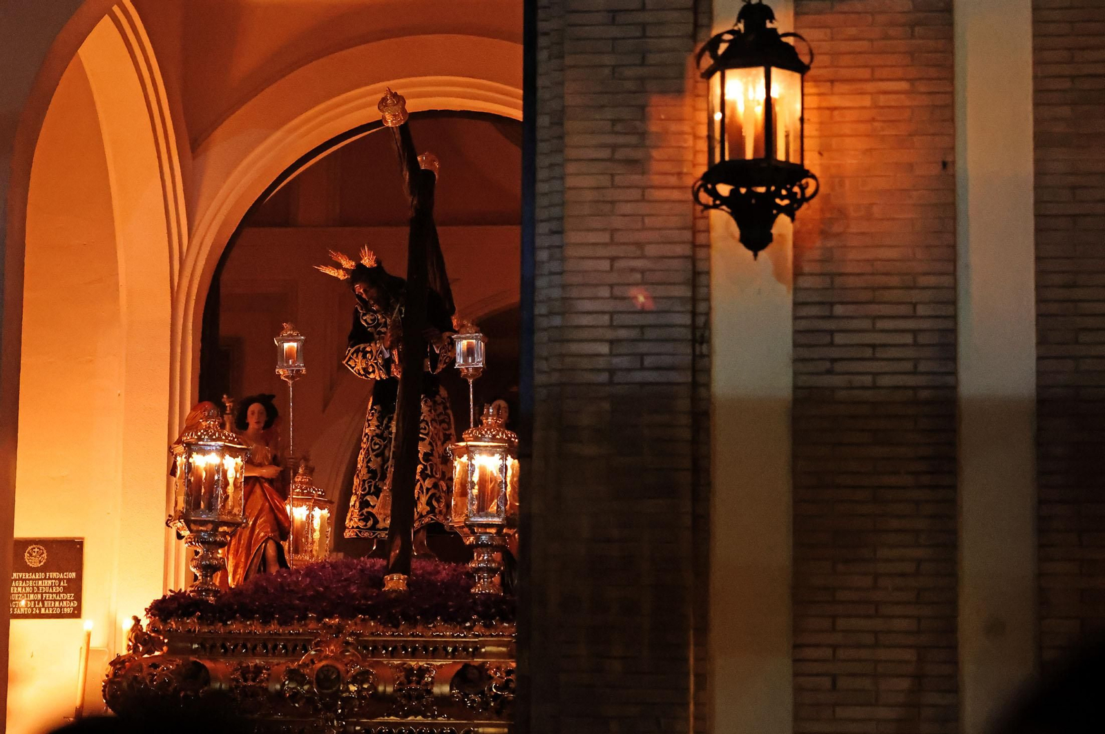 Lunes Santo: Imágenes de la Hermandad del Calvario