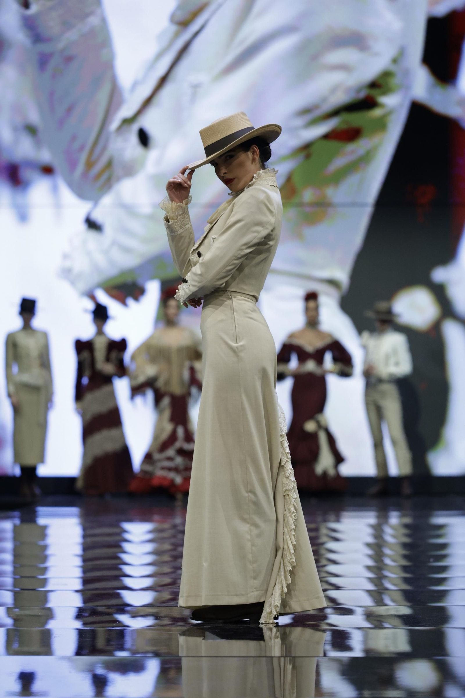 El desfile de Aurora Gaviño en SIMOF 2025, todas las fotos