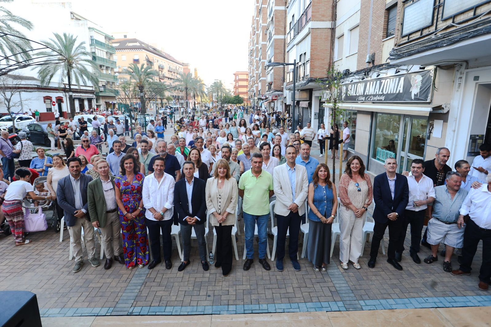 Imágenes de la inauguración de la remodelación de la zona de la antigua Fábrica de Harina en el Barrio de Las Colonias