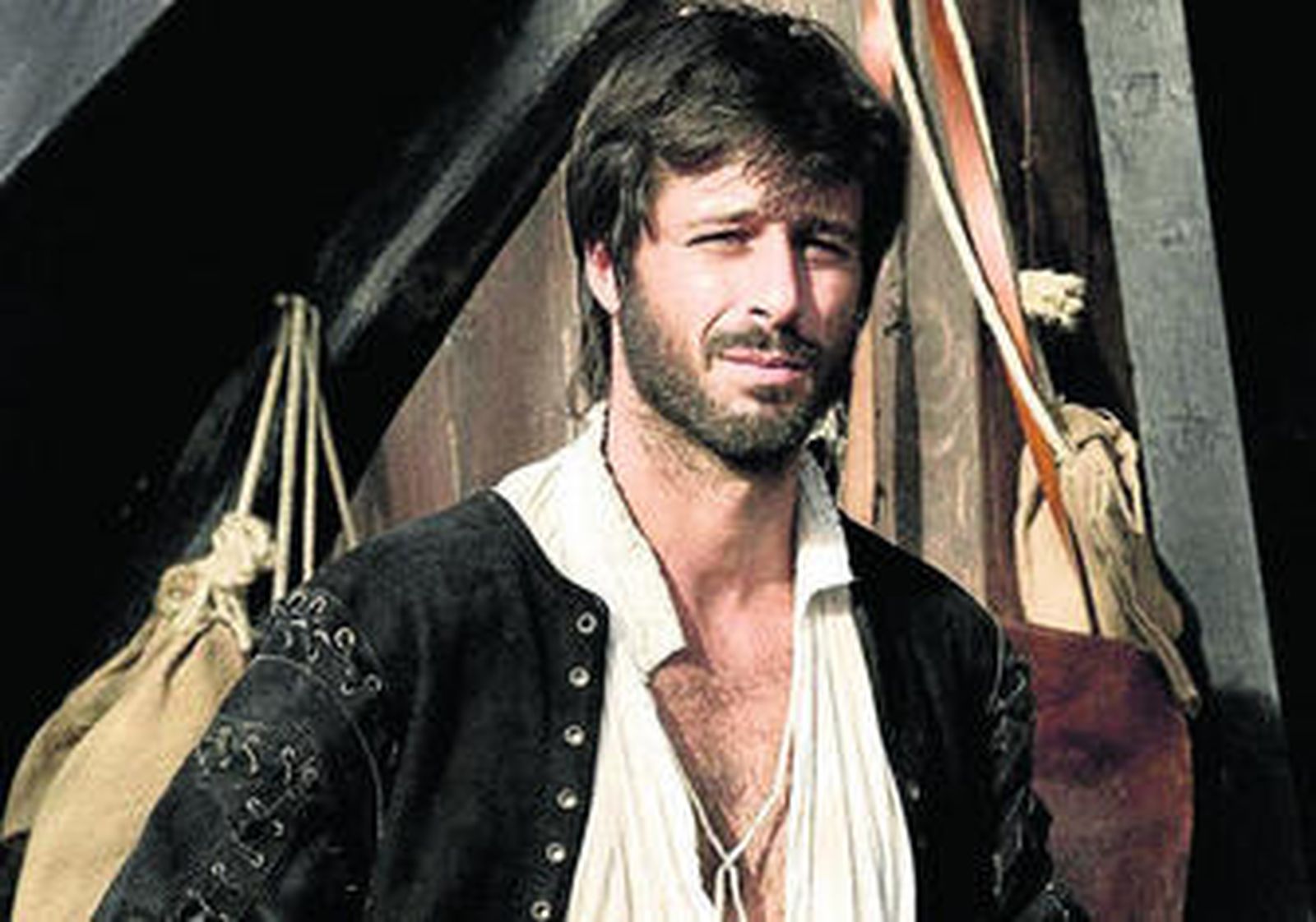 Hugo Silva en la piel del capitán Juan Salazar, su conquistador personaje en el 'El Corazón del Océano'.