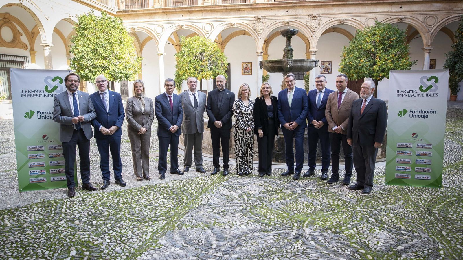 El acto, en la Abadía del Sacromonte, contó con el respaldo institucional y social de Granada.