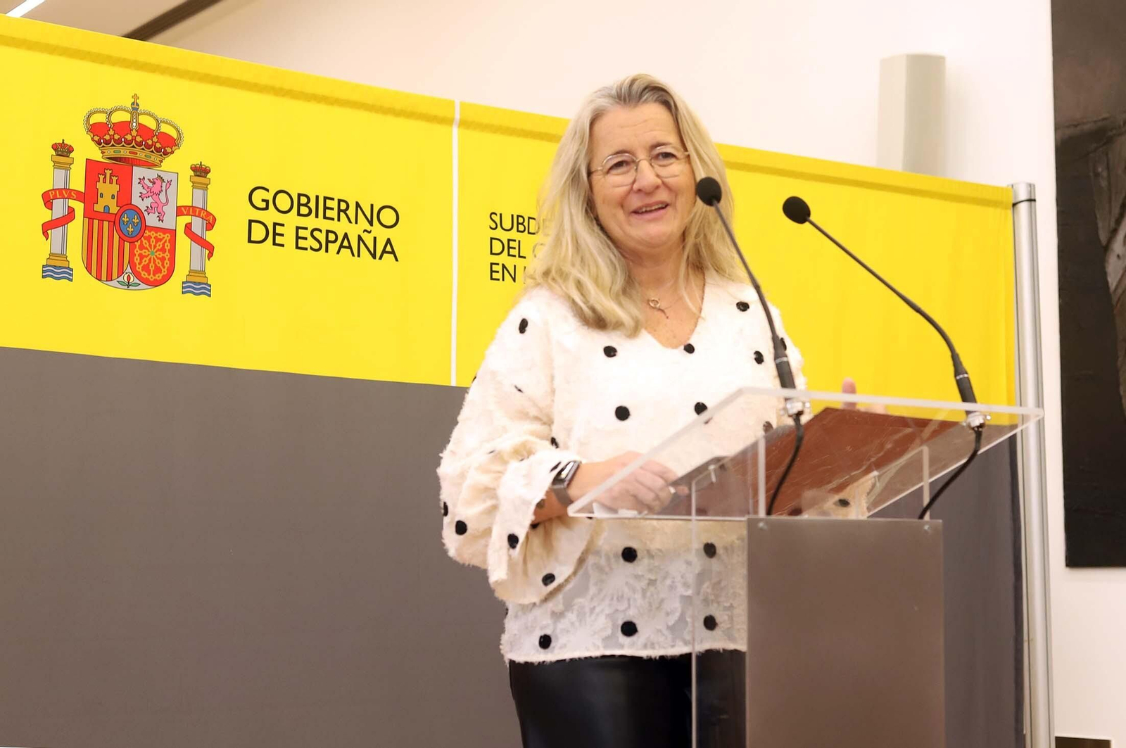Imágenes del acto conmemorativo del 44 Aniversario de la Constitución Española y en el que se hace entrega al Real Club Recreativo de Huelva del decimotercer Premio Martín Alonso Pinzón a los Valores Constitucionales