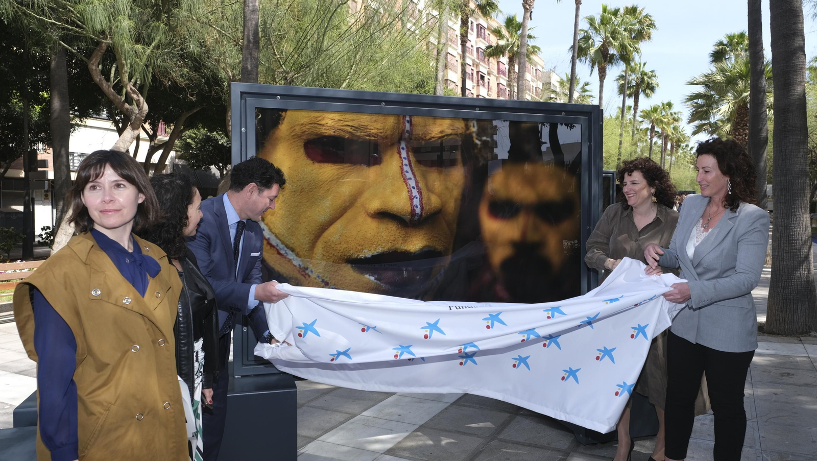 Imágenes de la exposición fotográfica 'Los Colores del Mundo', de la Fundación La Caixa