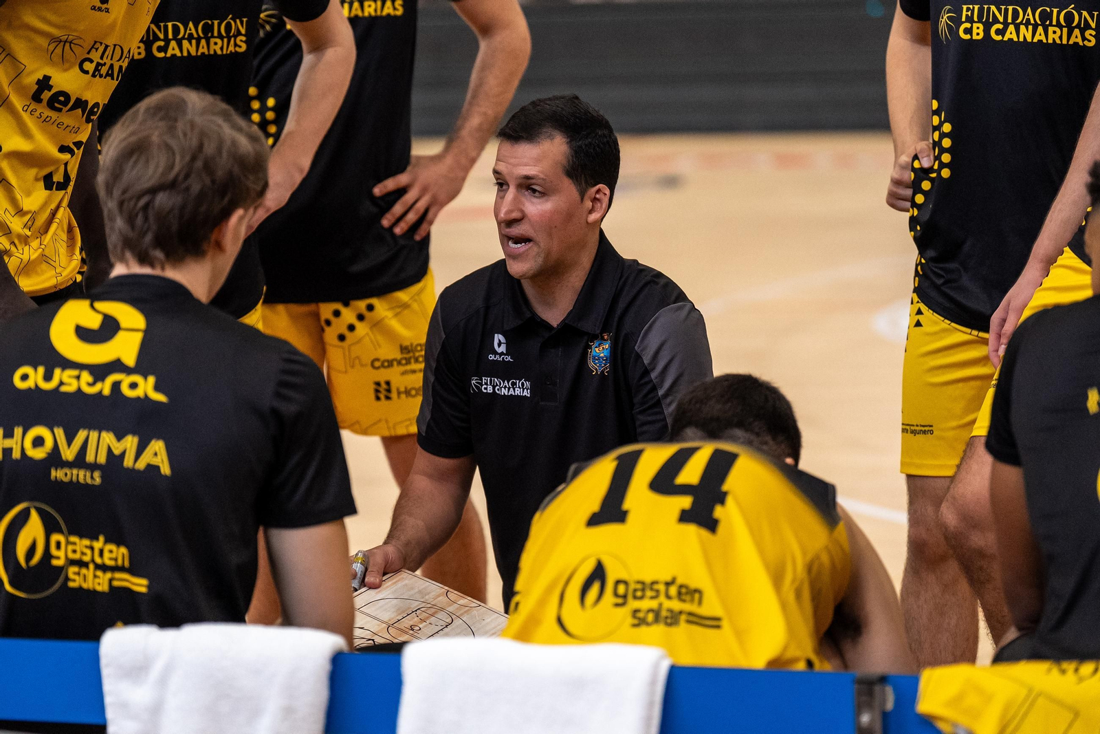 Unicaja-Canarias de la Liga U22, en fotos