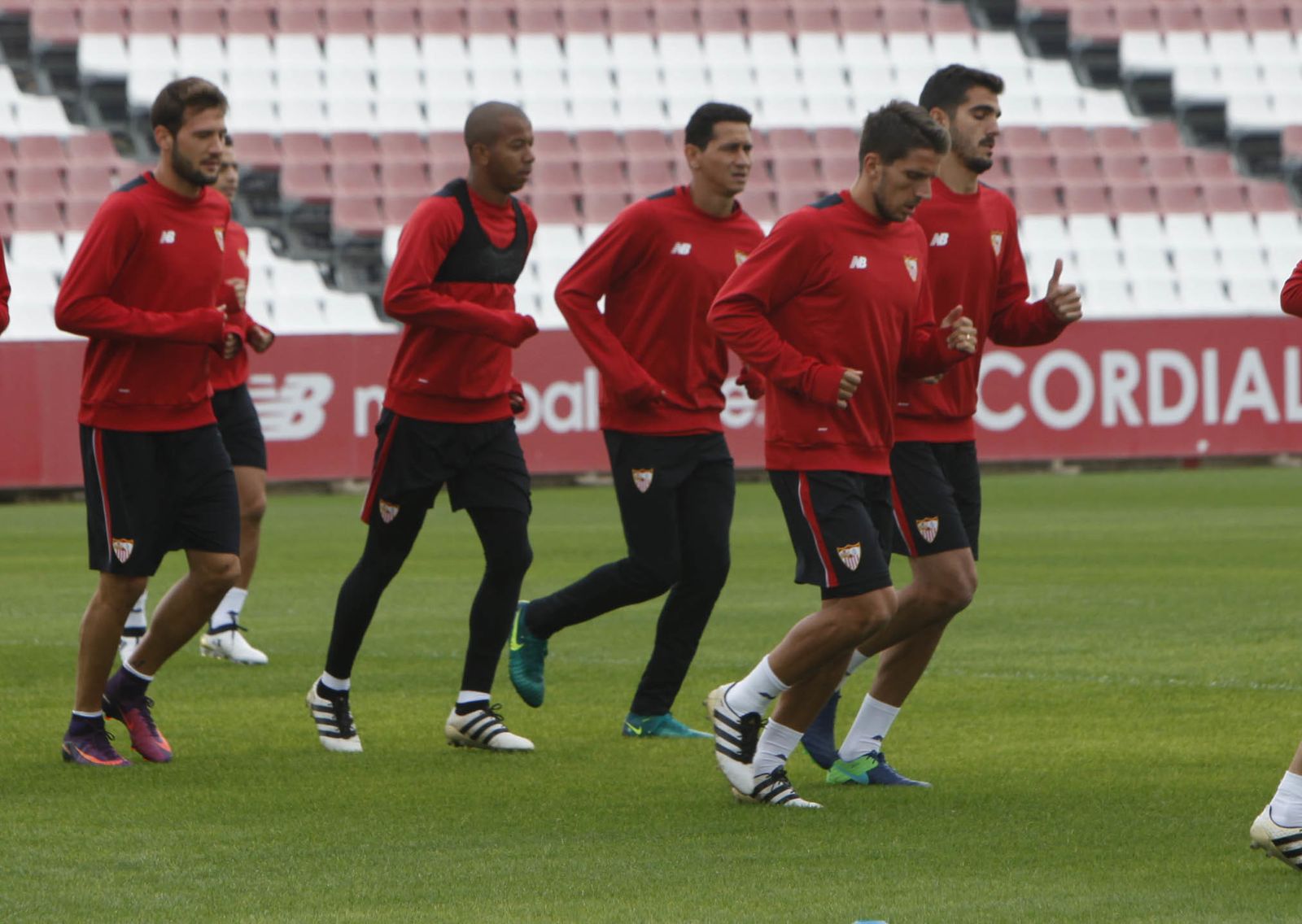 Carriço junto a otros compañeros.
