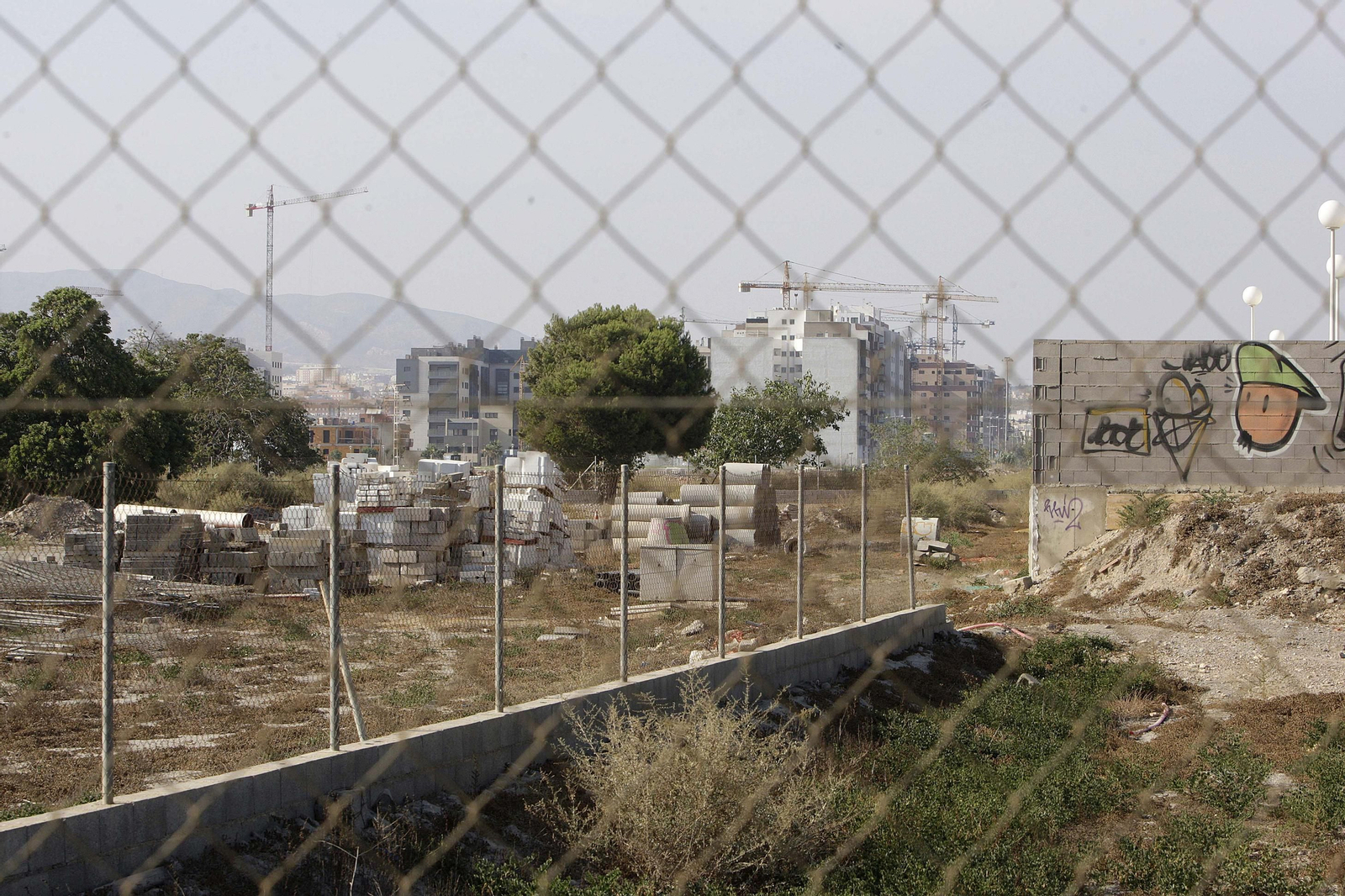 Parcela en la Vega de Acá para el futuro edificio de danza.