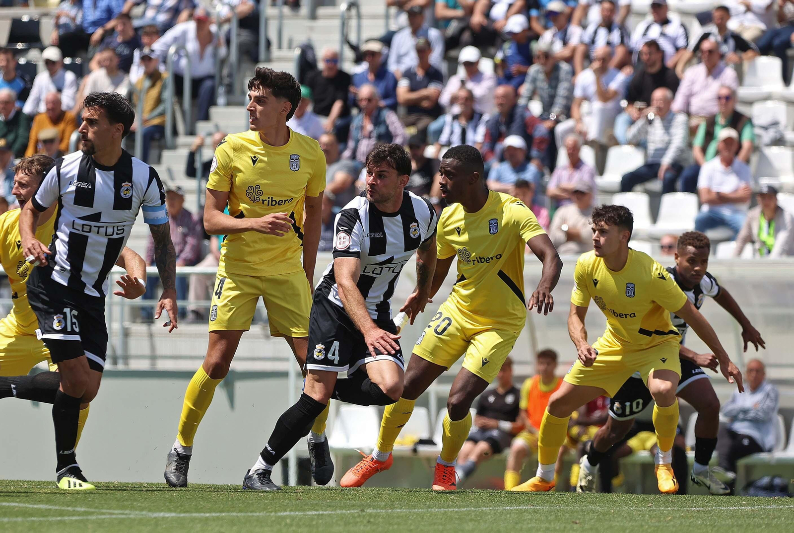 Las mejores fotos del Balona - Cartagena B de Segunda RFEF
