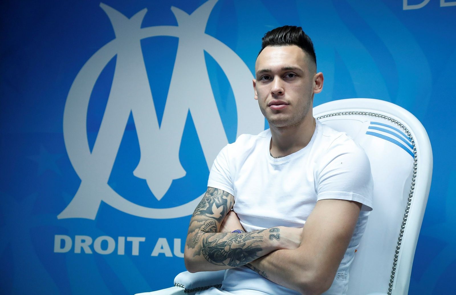 Lucas Ocampos posa antes de la semifinal de la Europa League 17-18.
