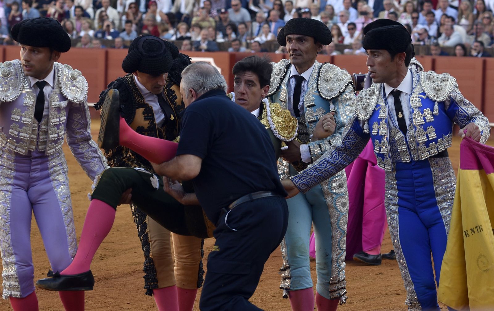 La 14ª de abono en la Real Maestranza de Sevilla, en imágenes