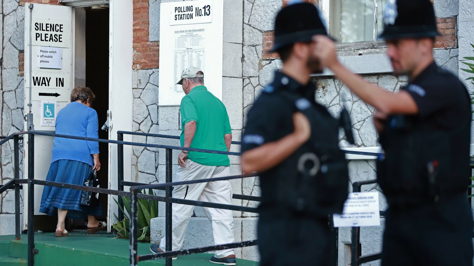 Las mejores fotos de la jornada electoral en Gibraltar