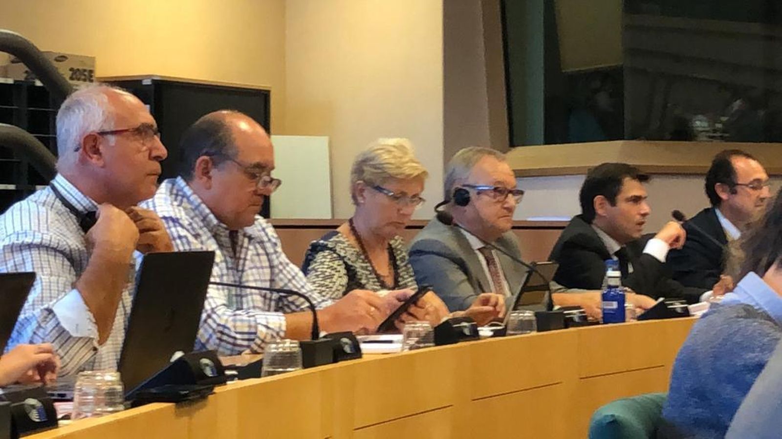 Ignacio López, José María Gallart y Margarita Pérez en la Comisión de Pesca.