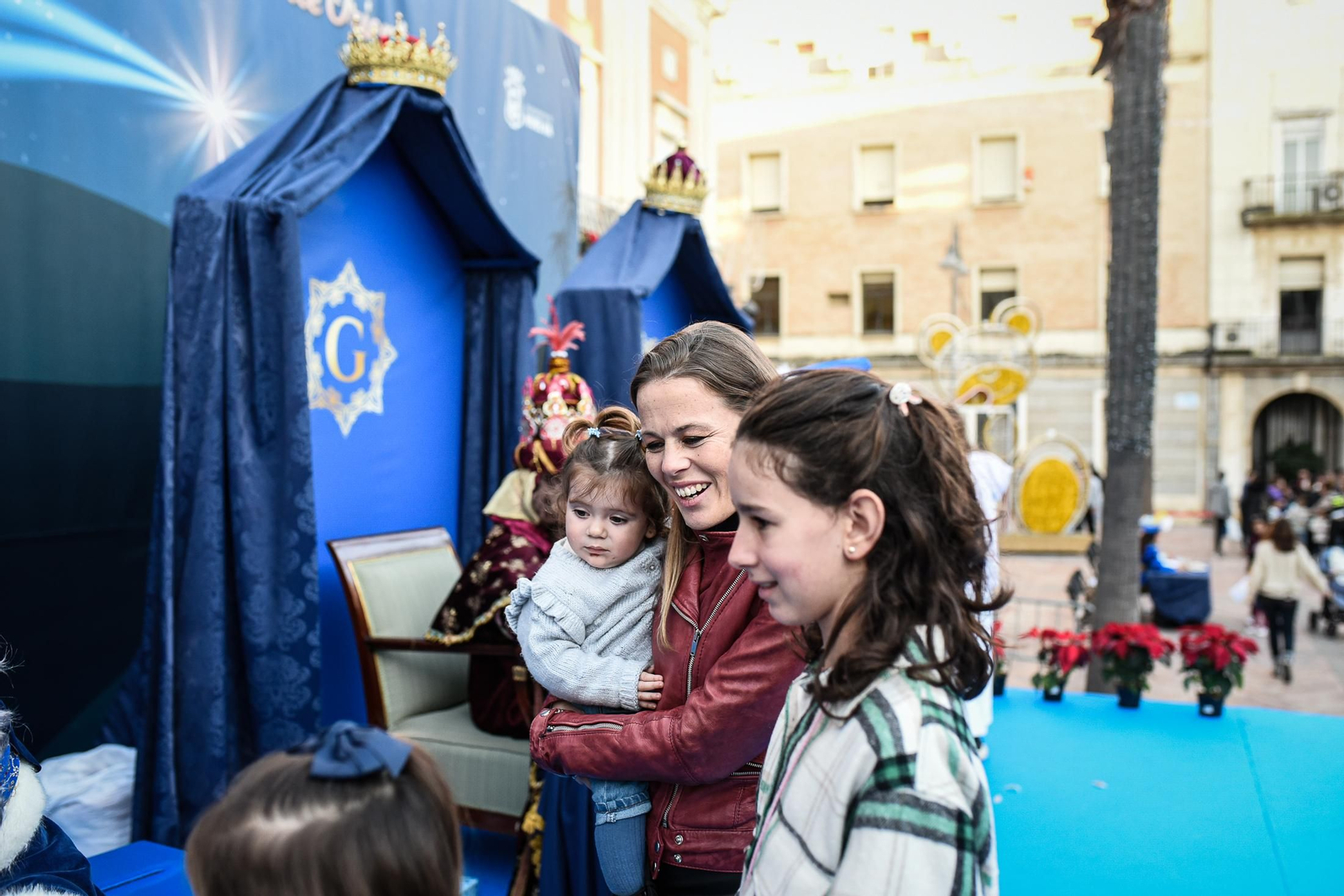Imágenes de la entrega de cartas a SSMM Los Reyes Magos en el Ayuntamiento