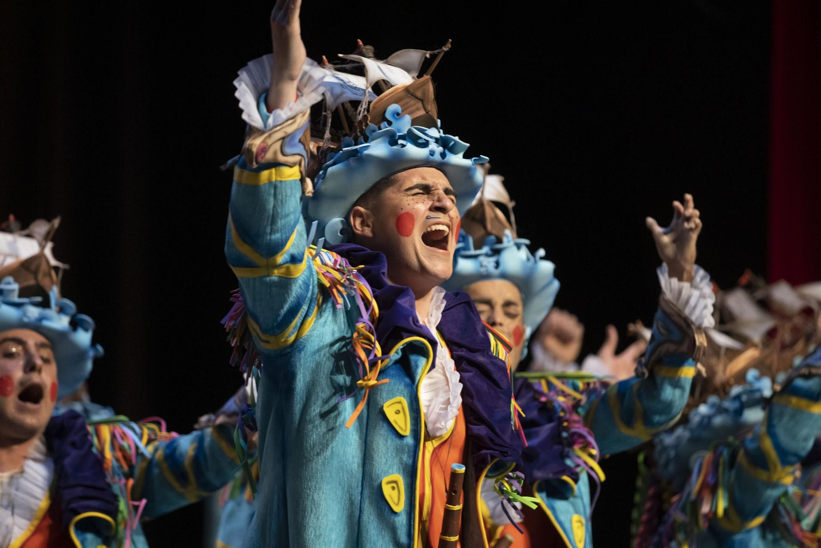 Imágenes de la actuación de la comparsa de Huelva 'La habitación de los sueños' en el Carnaval Colombino
