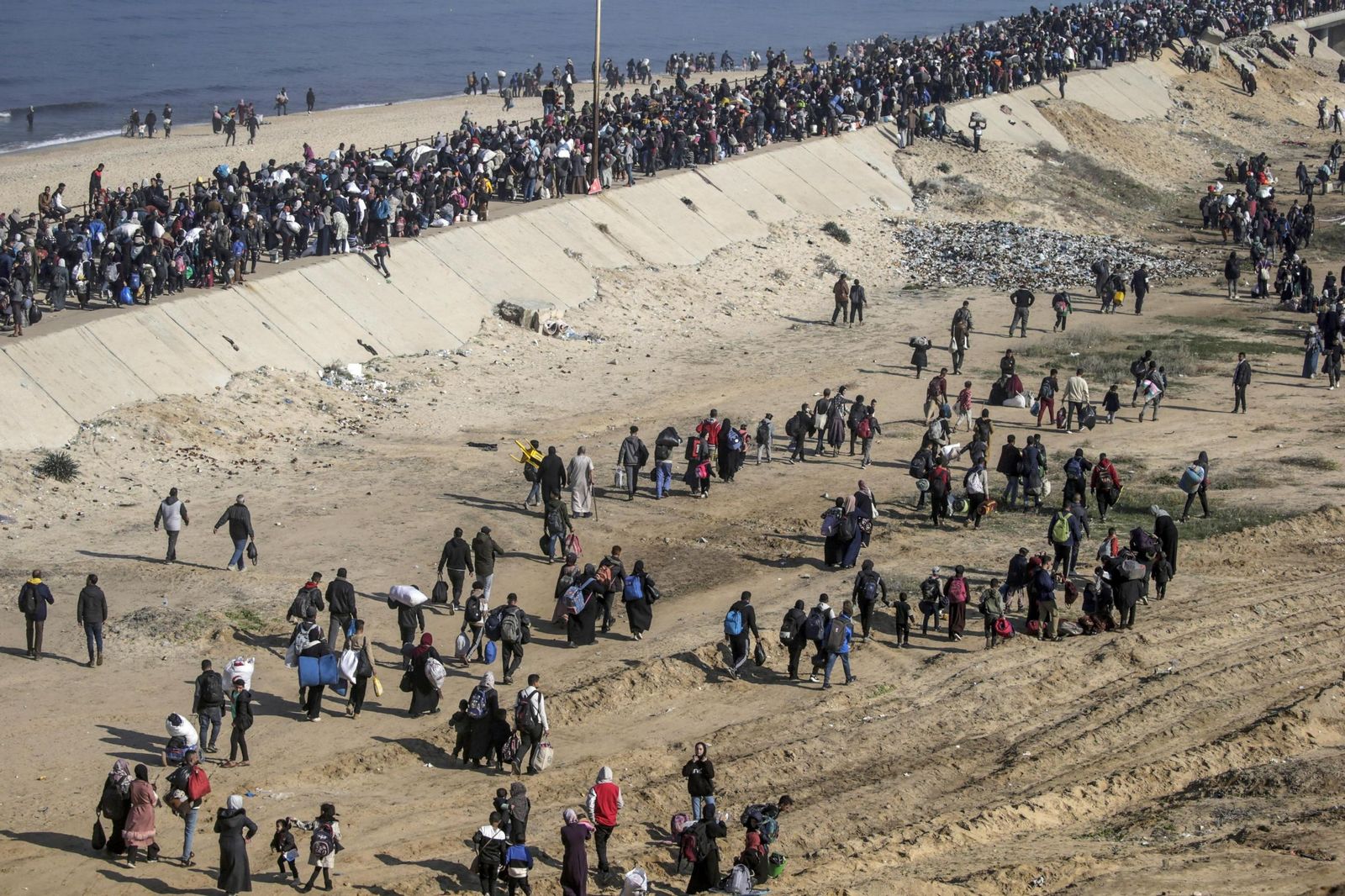 El retorno masivo de palestinos al norte de la Franja de Gaza
