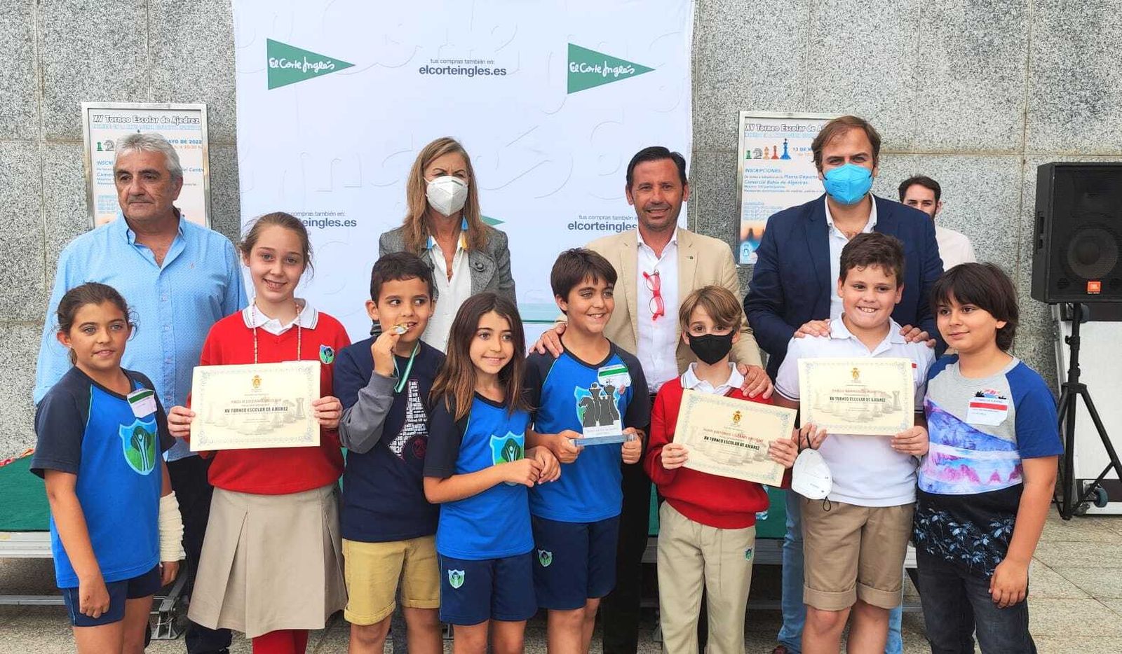 Los premiados en el XV Torneo Escolar de Ajedrez de Algeciras.