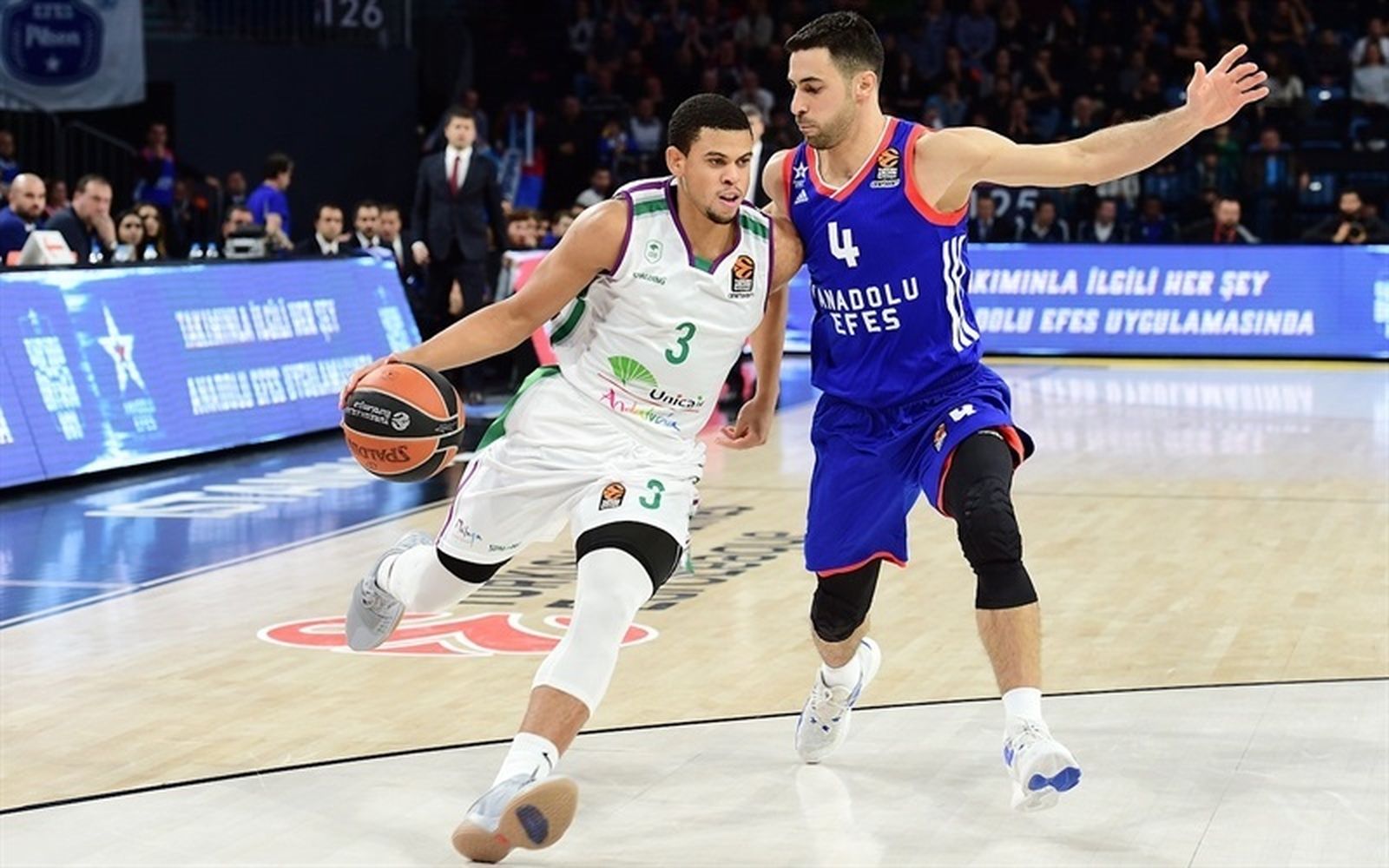 Las imágenes del Anadolu Efes-Unicaja