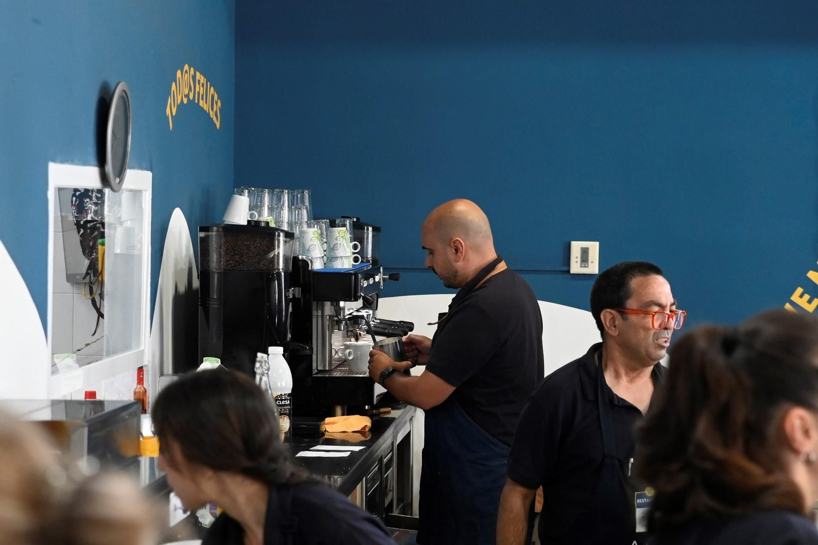 El proyecto de formación y experiencia profesional de Prode en la cafetería del Parque Joyero, en imágenes