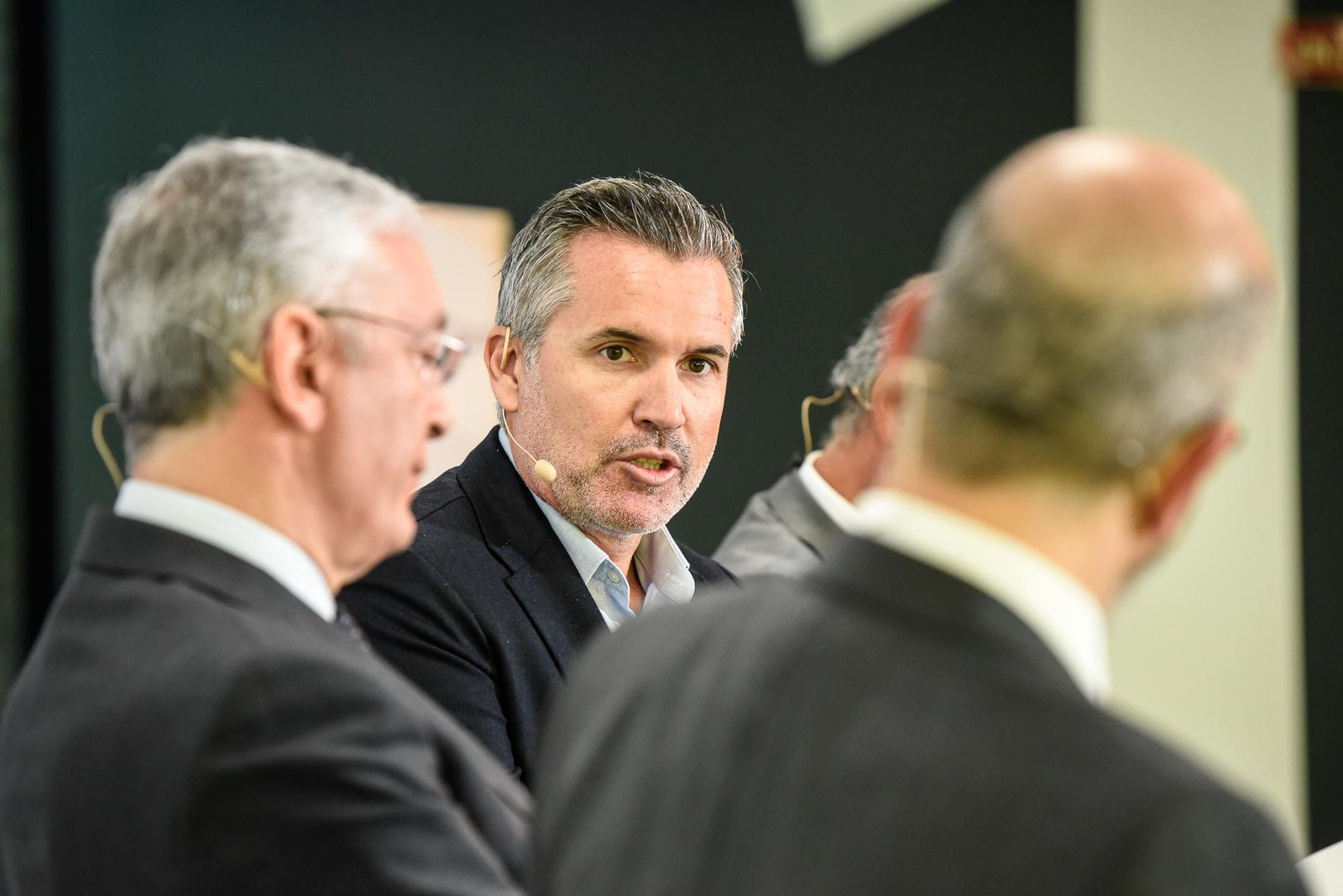 Imágenes del Desayuno Coloquio "Enomía azul, claves para el desarrollo sostenible" organizado por el Grupo Joly