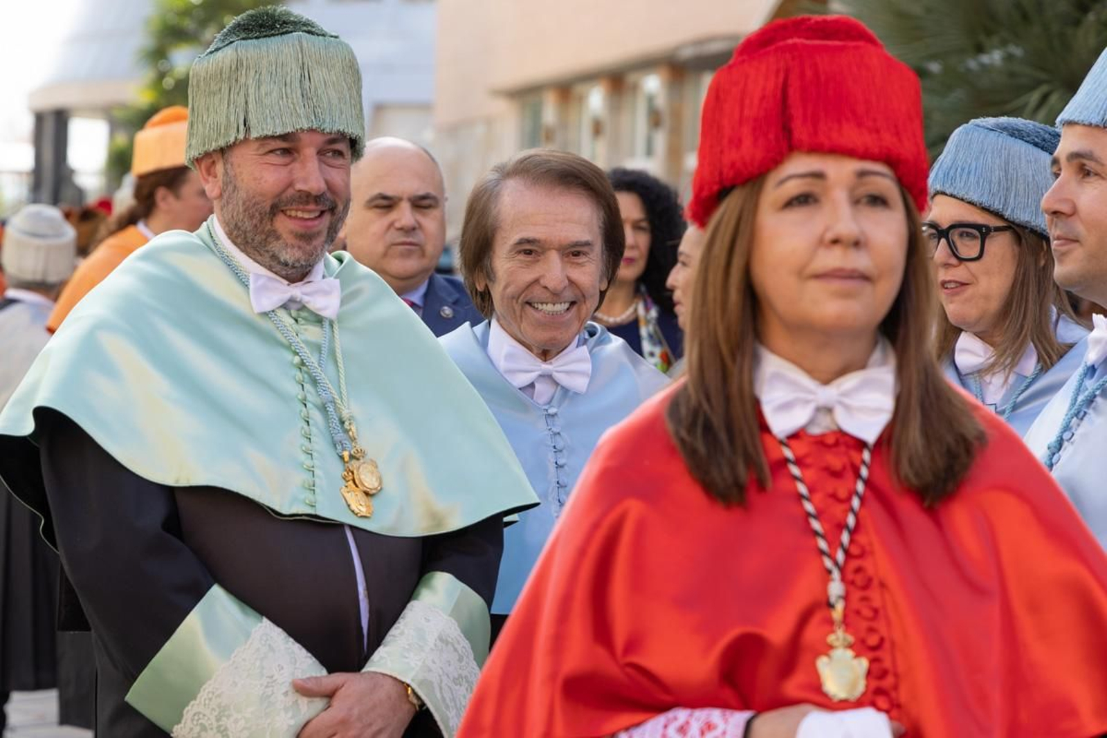 Investidura de Rafael Martos Sánchez, Raphael, como Doctor Honoris Causa por la Universidad de Jaén