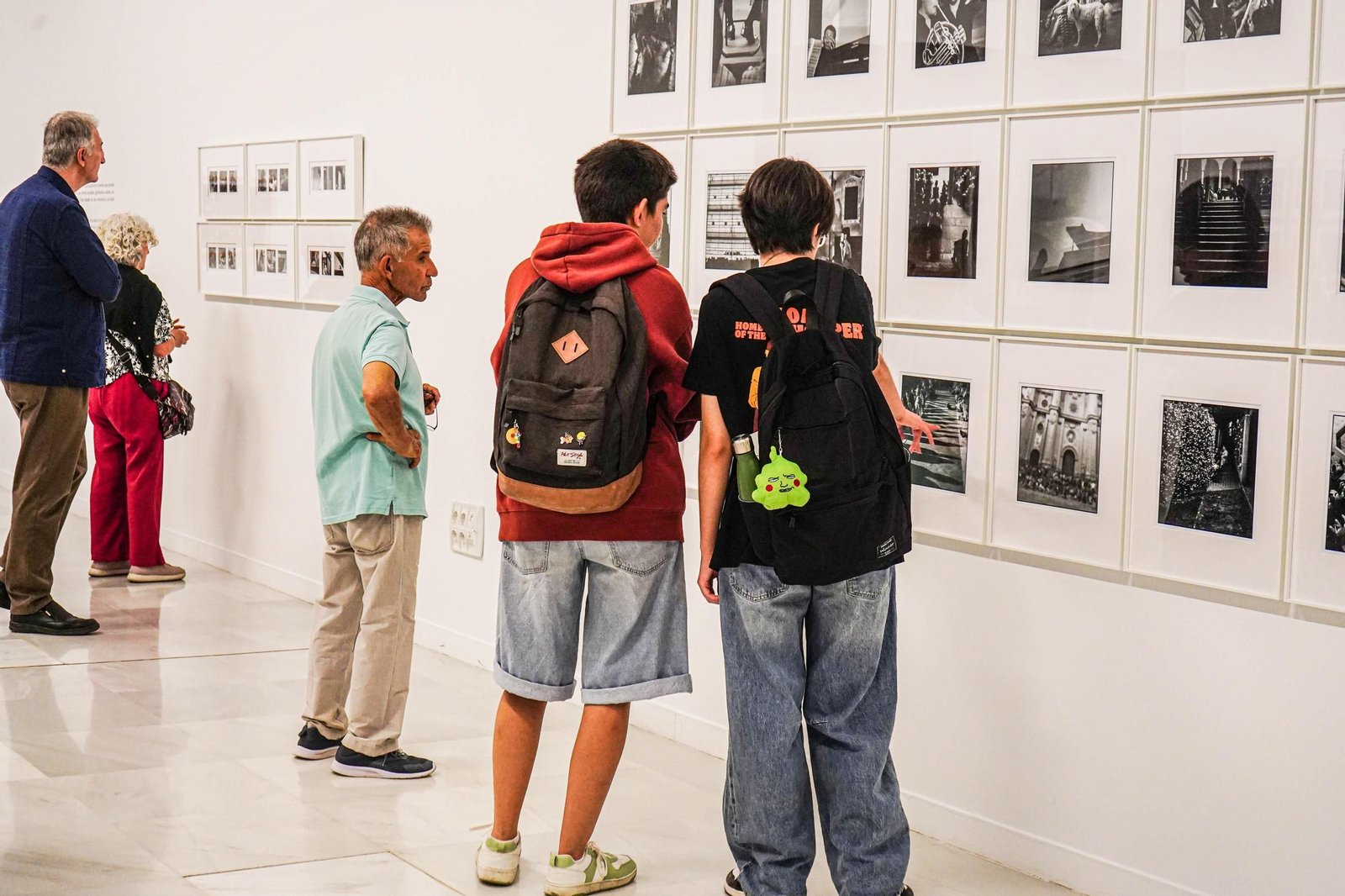 Todas las imágenes de la nueva exposición Classica anomalía en Granada