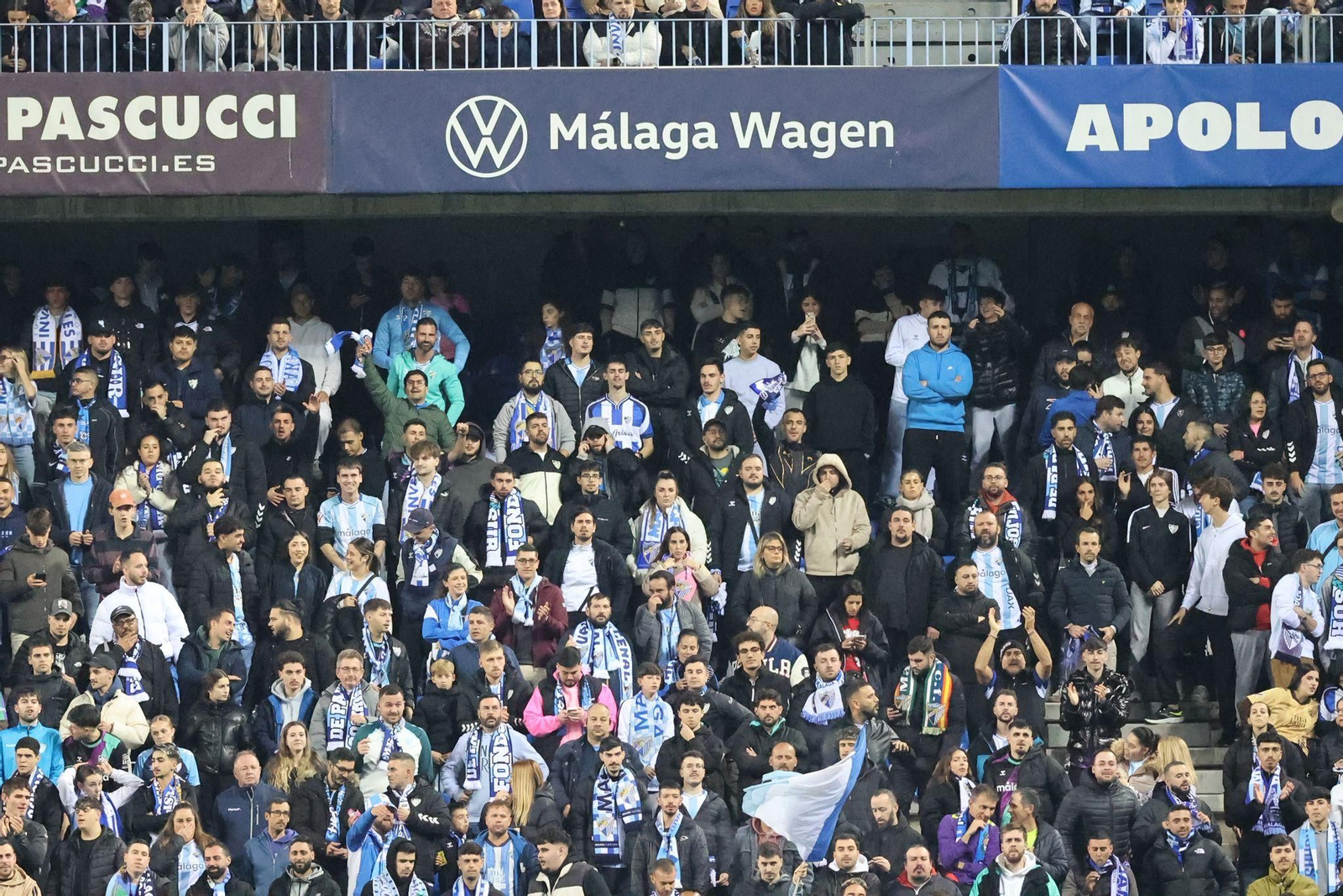 Búscate en las gradas de La Rosaleda en el Málaga CF-Zaragoza