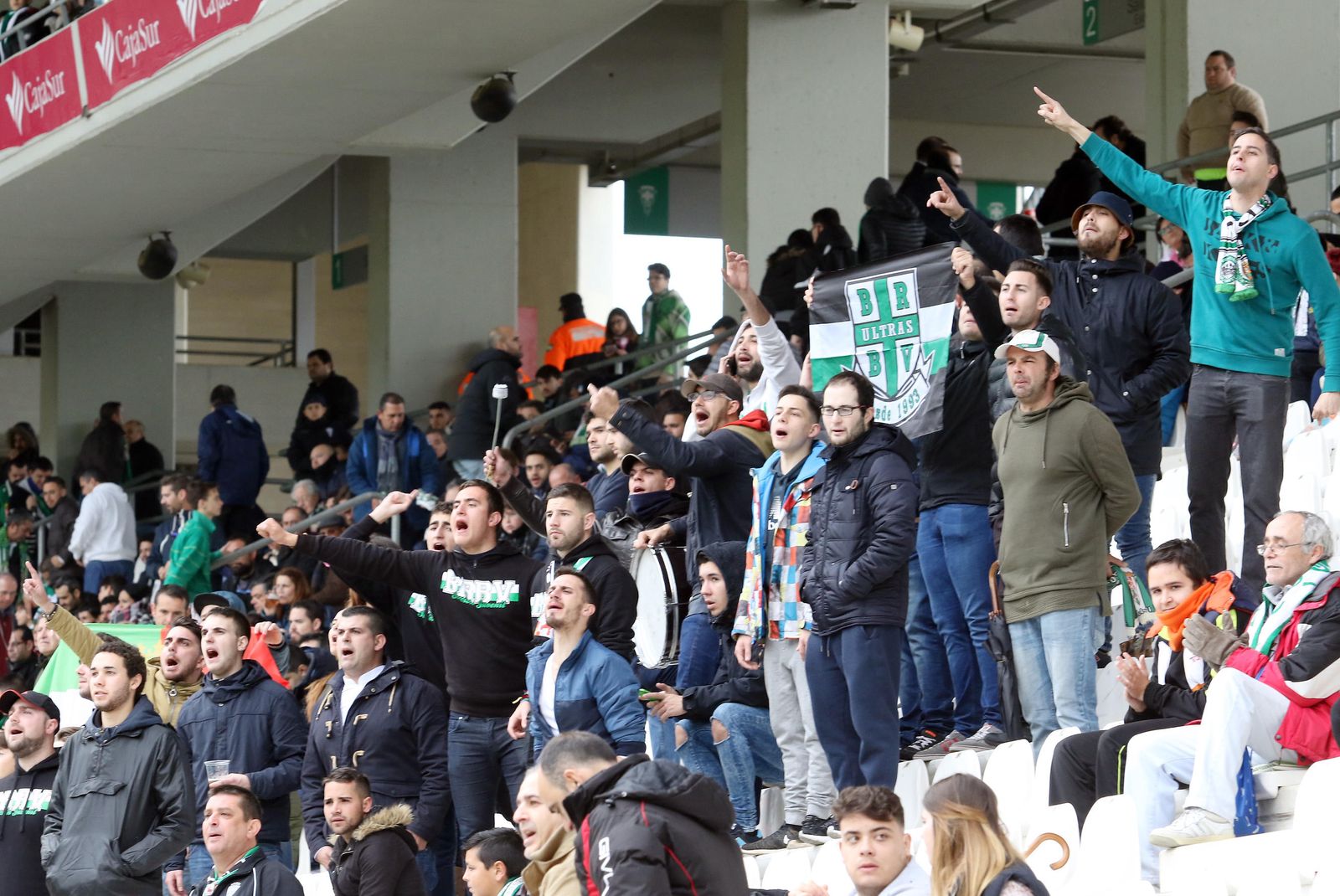 El Córdoba-Huesca, en imágenes
