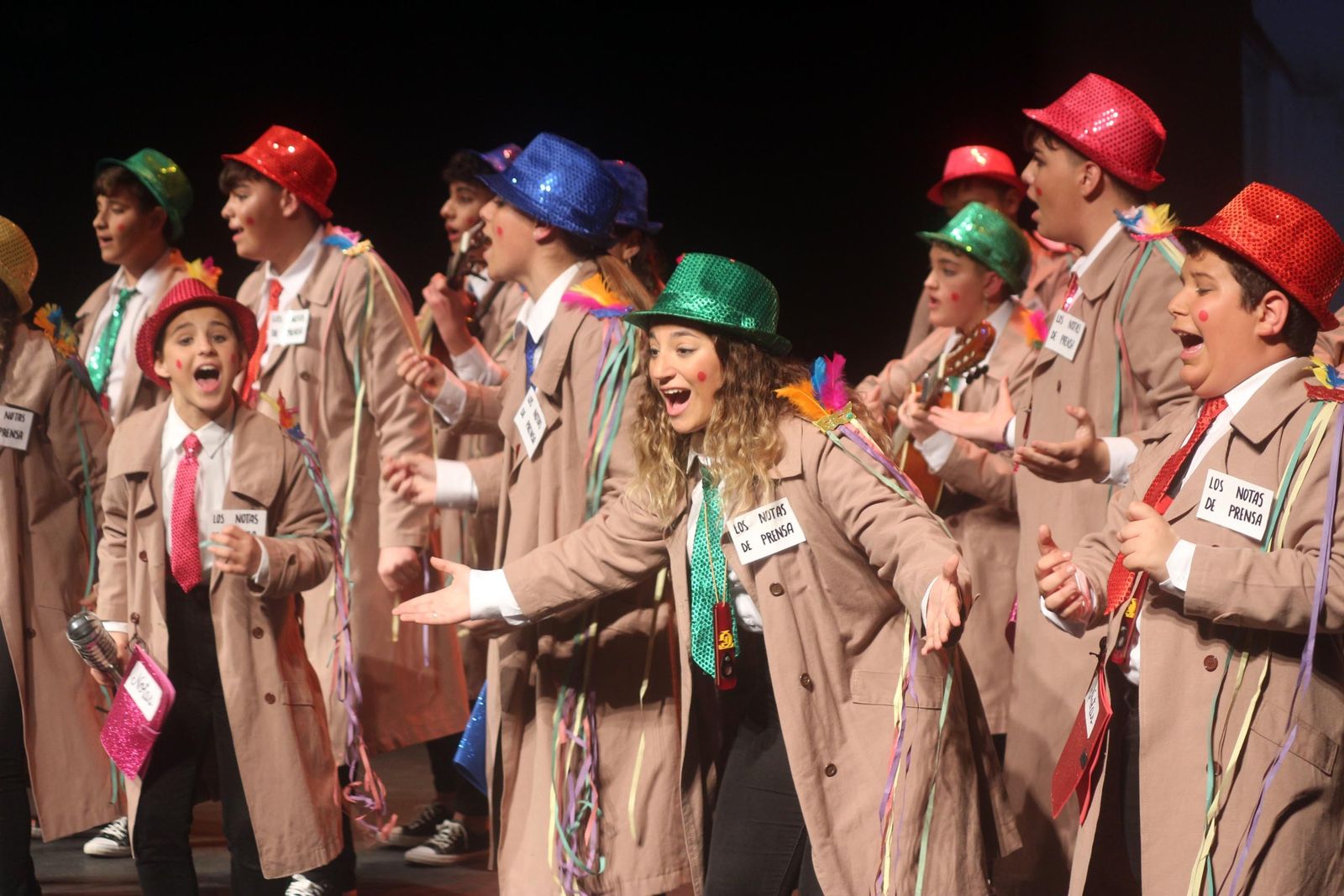 Comparsa infantil 'Los notas de prensa'