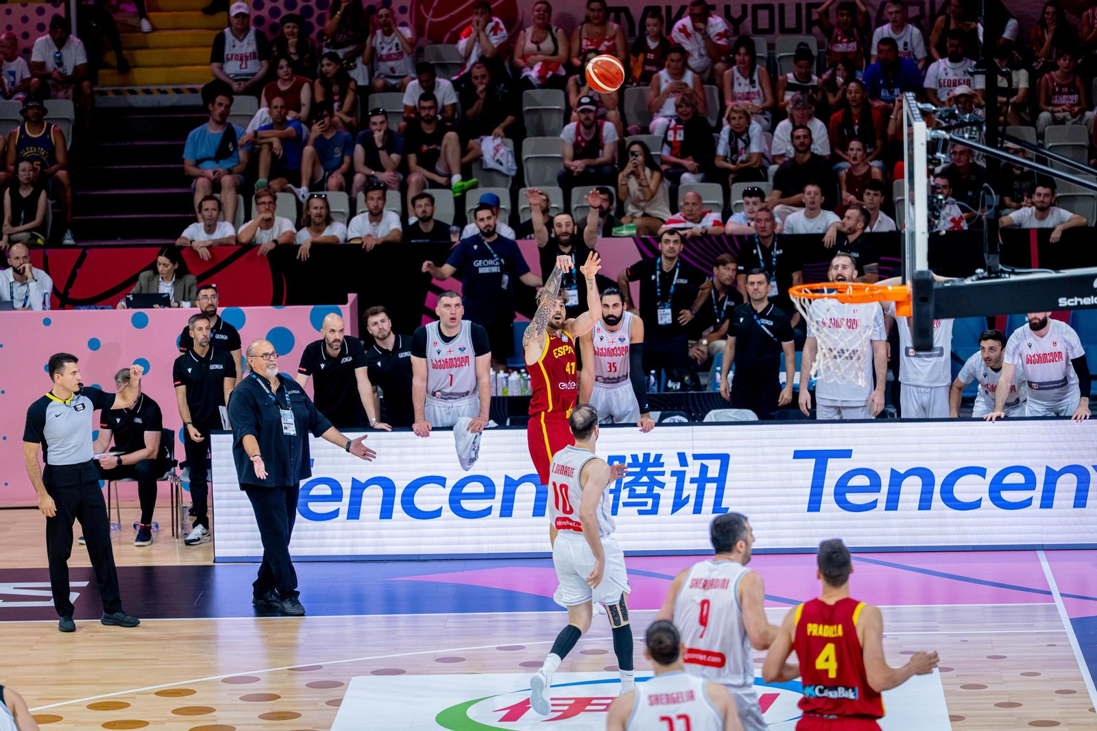 Las fotos del Georgia - España de baloncesto