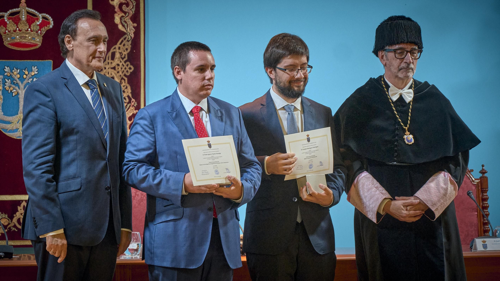 Entrega de premio extraordinarios de la UCA