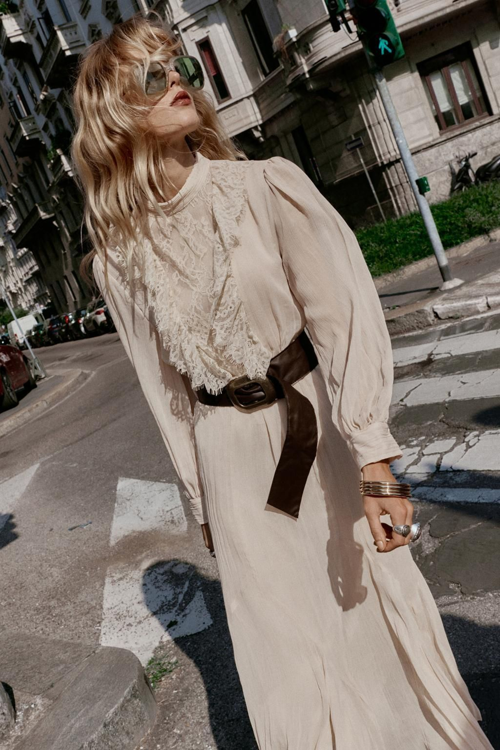 Vestido boho de color crudo