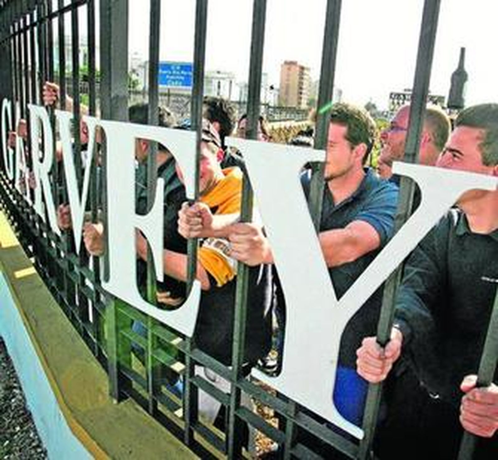 Trabajadores de Garvey, en Jerez, durante las protestas tras la declaración de concurso de acreedores.
